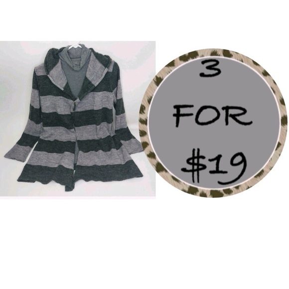 3/$19 Elan knit Gray striped open front hoodie cardigan sweater top - Picture 1 of 12